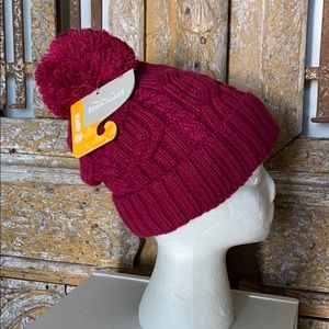 RUSTIC RIDGE KNIT BURGUNDY POM HAT WARM